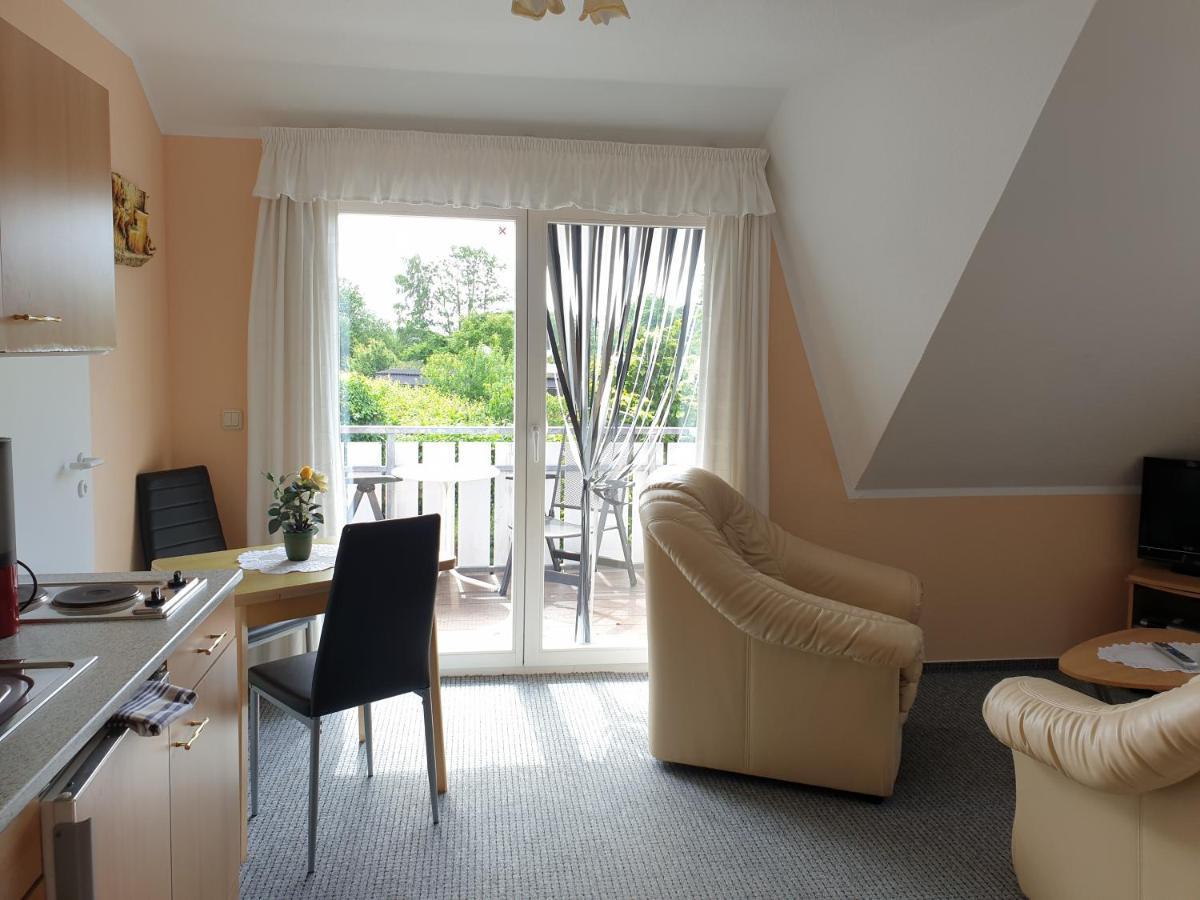 Buhne II Og Apartment Wieck Bagian luar foto